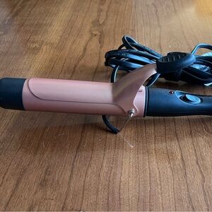 CHI Curling Iron 1.5” in Rose Gold and Black